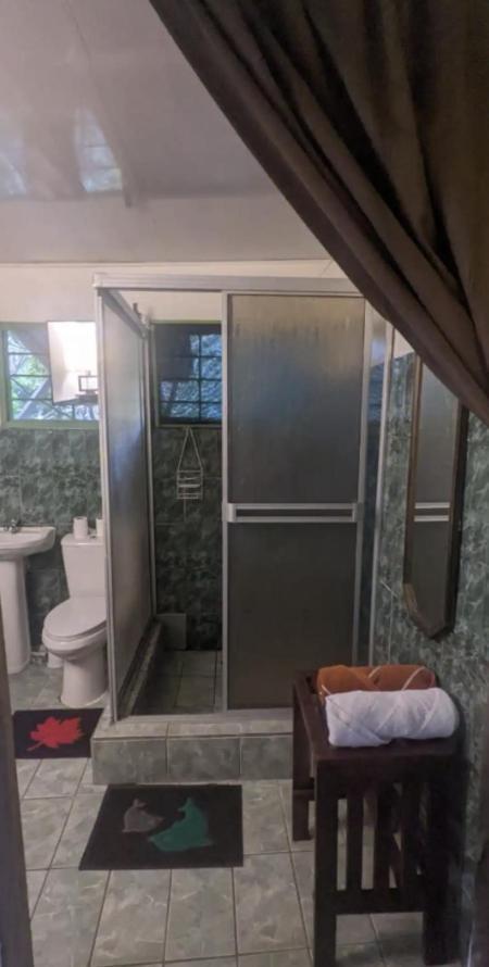 קפוס Beautiful Rustic Treehouse Hotel Manuel Antonio מראה חיצוני תמונה